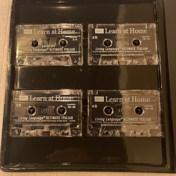 Living language ultimate Italian basic intermediate cassette tape program - Picture 4 of 6